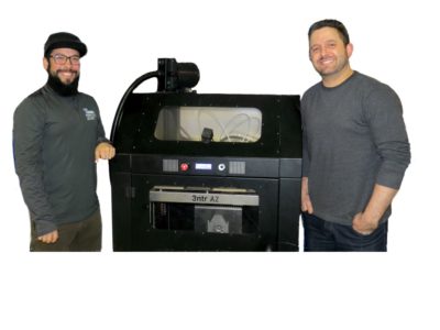 The3dPrintingStore_machine_people Justin Finesilver and the A2 3D printer by 3ntr.