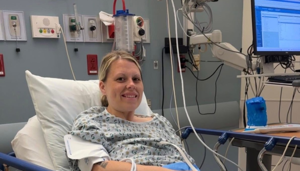 A new knee for Kayla!