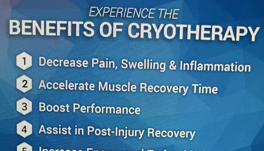 Graphic detailing benefits of cryotherapy: decreased pain and swelling, faster muscle recovery, and boosted performance.