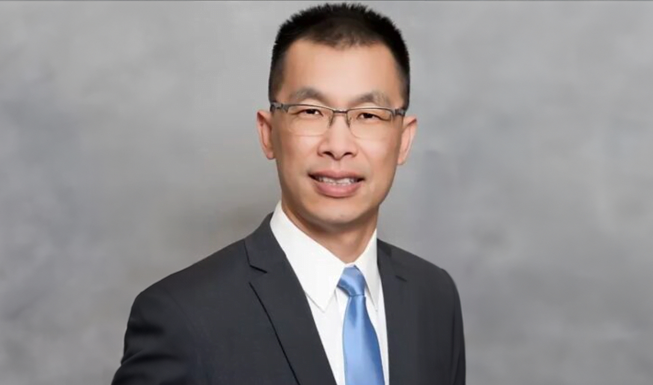 Dr. Huang's story is Going Viral! What REALLY happened between the