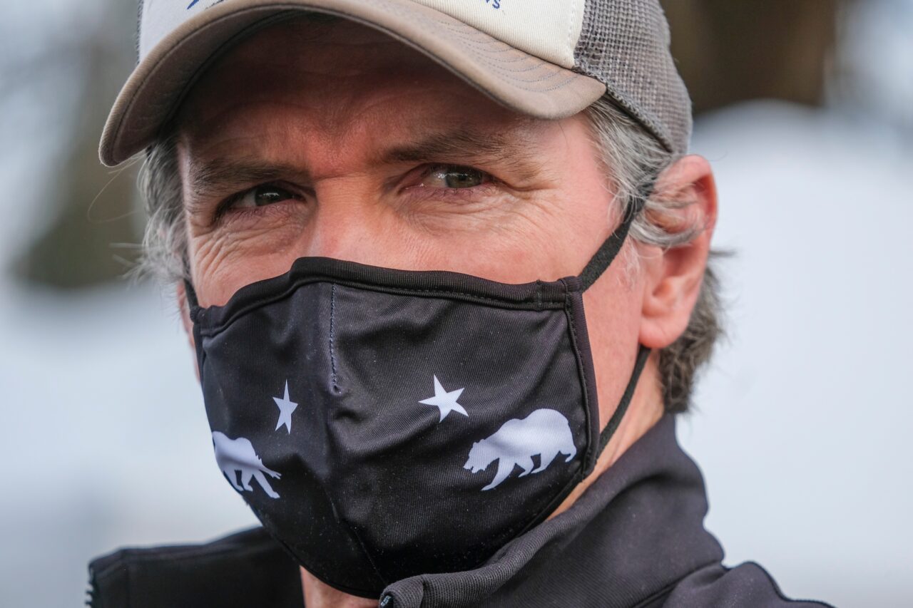 California Gov Gavin Newsom Wearing A Face Mark FDA Admits Children Died Article