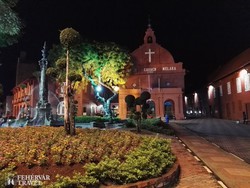 Melaka: a „Vörös tér” esti fényei