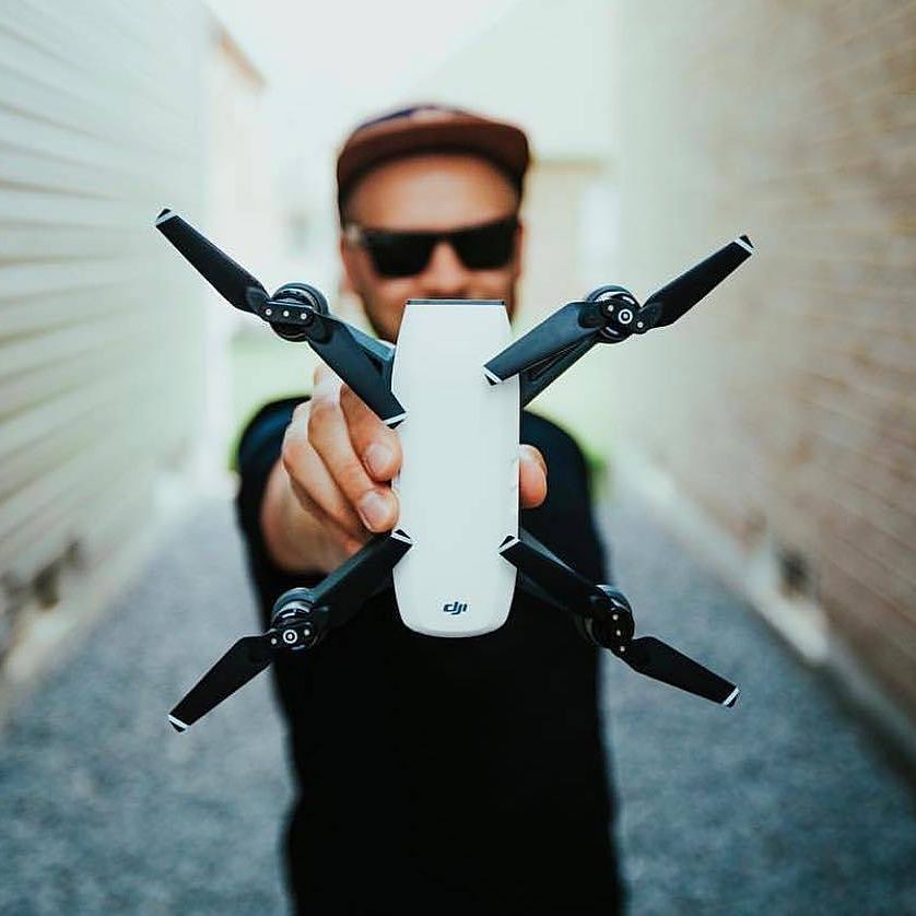 Should I buy the mavic air?