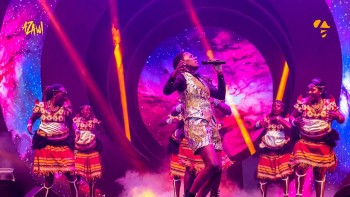 Azawi Live at "Sankofa" | Champion from Africa | Outside | Lo Fit | Live Performance