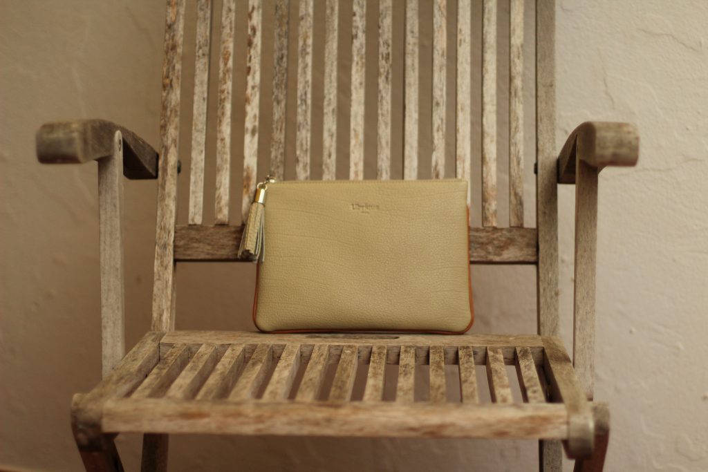 Ubrique Spanish Clutches Tan following the funks