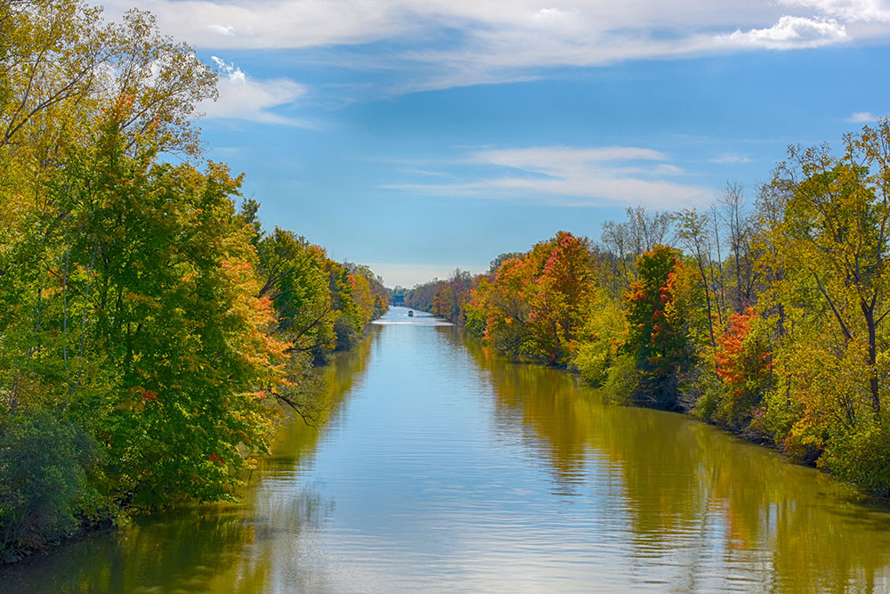 Enjoy the conveniences of living at Gateway Landing on the Canal in Rochester.