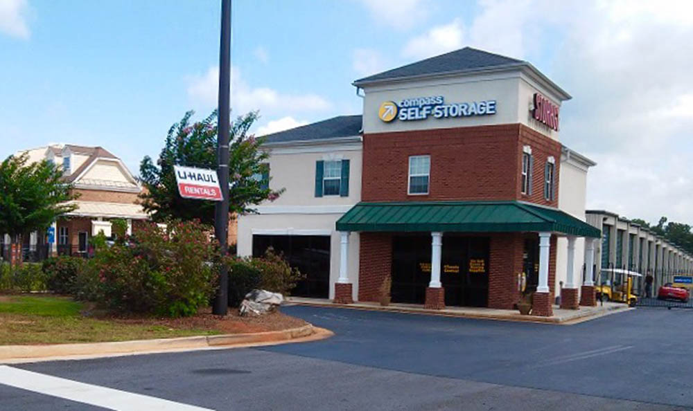 Storage features offered at Compass Self Storage in McDonough