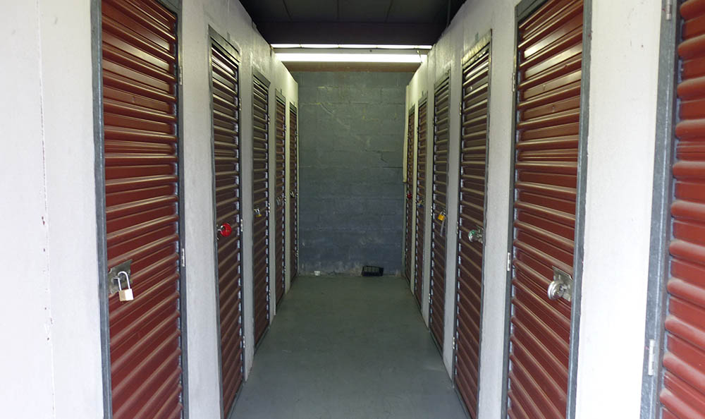 Storage features offered at Compass Self Storage in Memphis