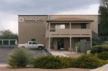 Self storage building exterior in Tucson