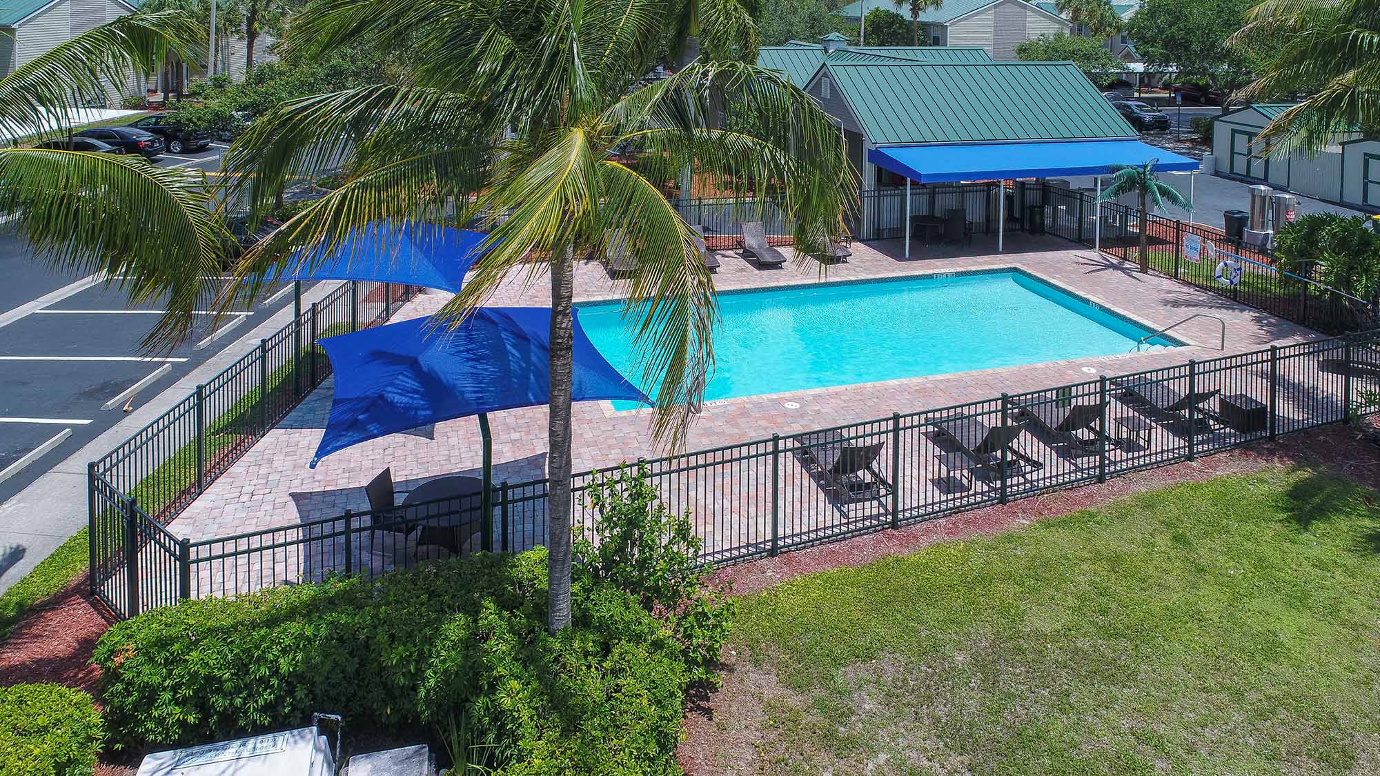 Sparkling swimming pool at Berkshire Reserve