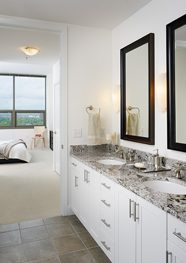 Spacious layouts and open floor plans at luxury apartments in Atlanta, Georgia