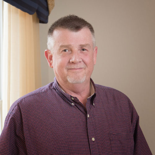 Staff member Jim Miller at Randall Residence of Decatur