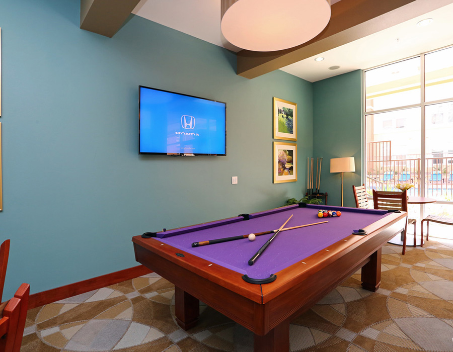Billiards table at 4000 Hulen Urban Apartment Homes
