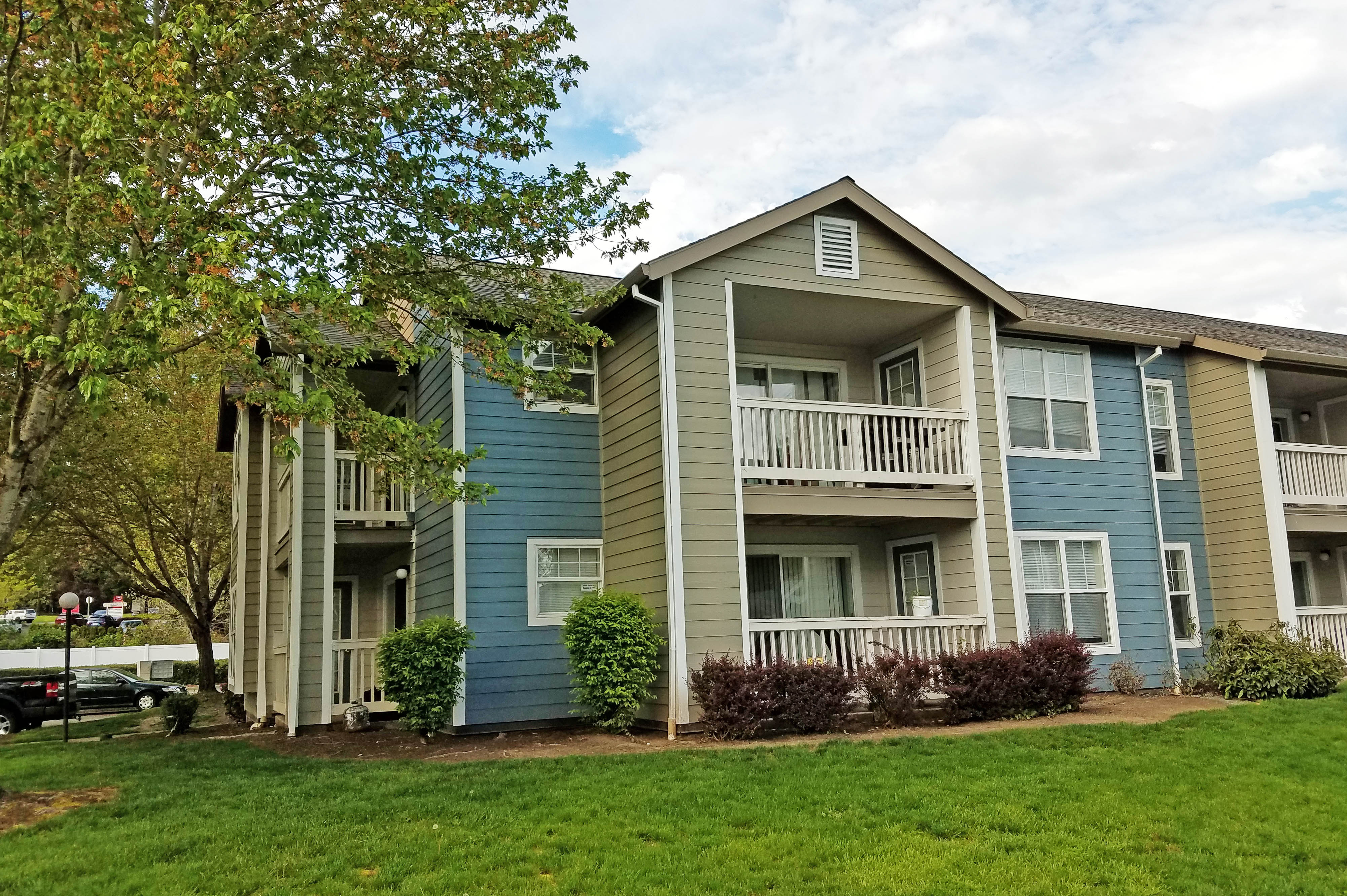 Tualatin View affordable apartments in Portland Oregon