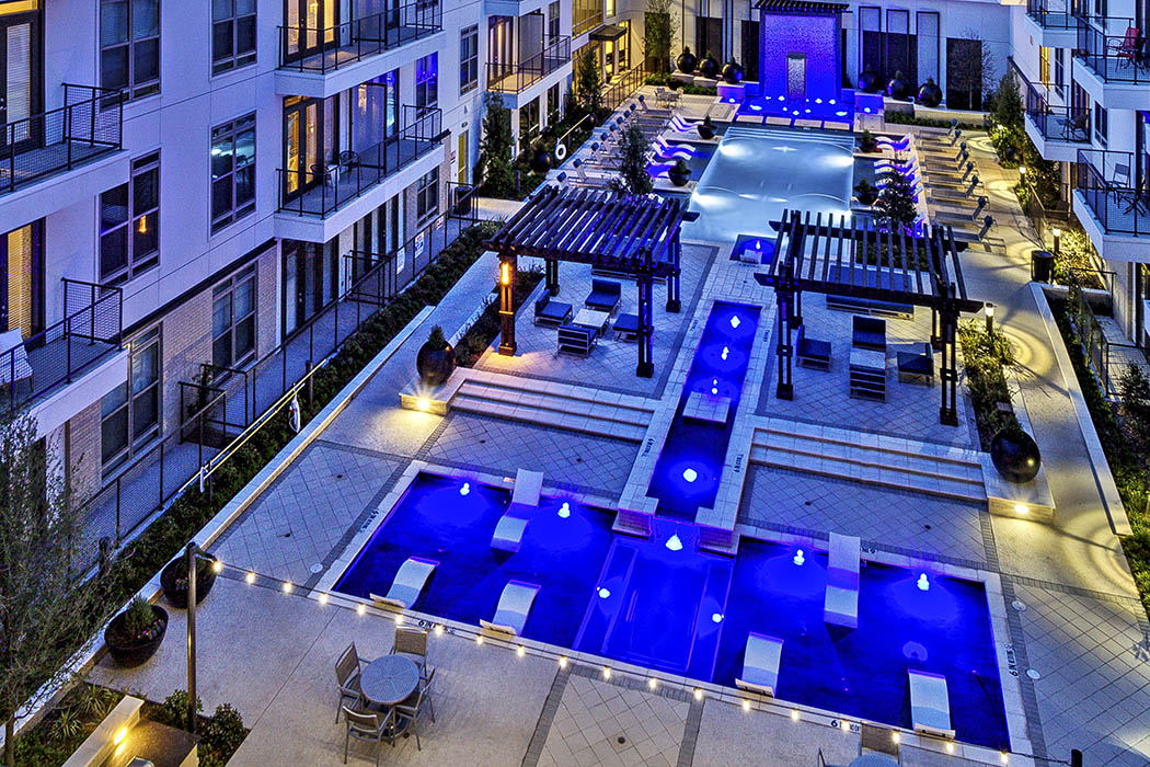 pool area at Anthem Cityline in Richardson
