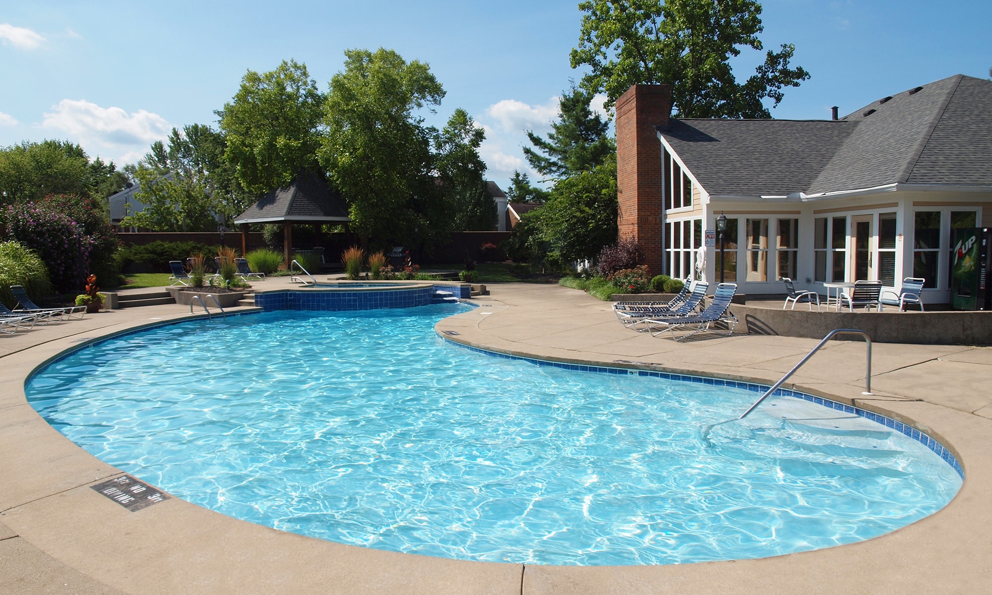 Welcome to Fox Chase Apartments