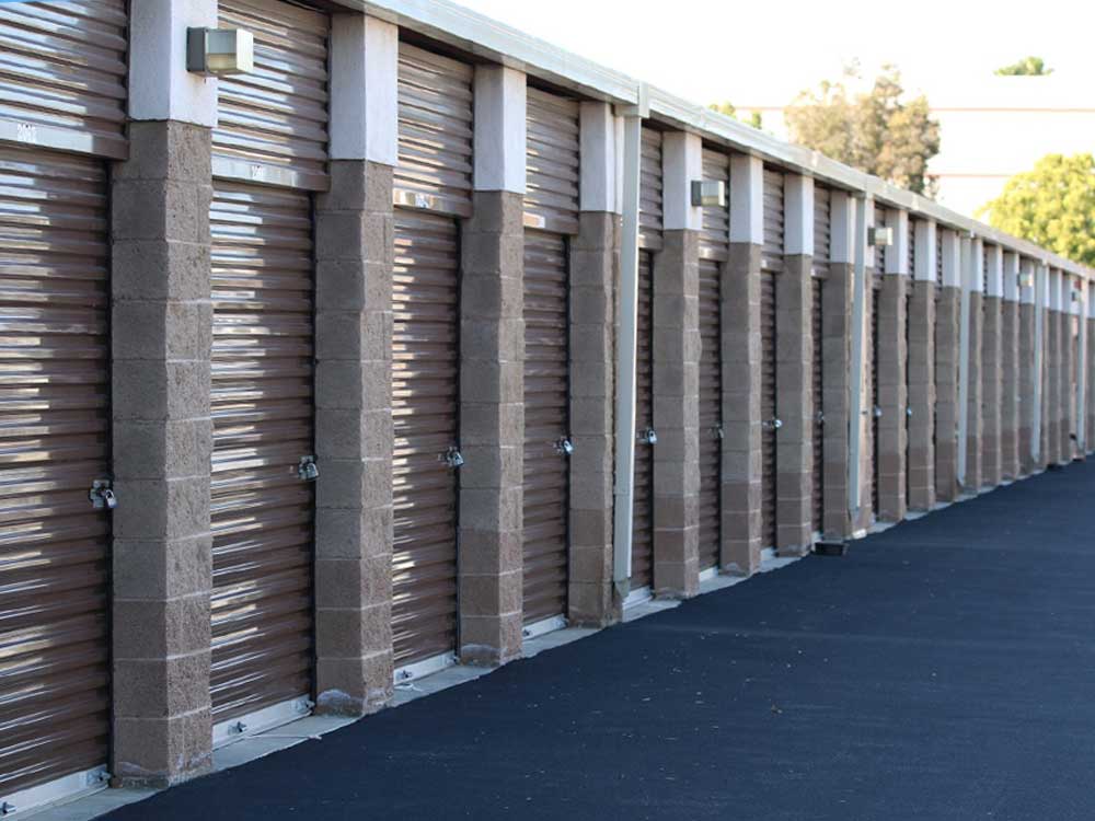 Drive up access at SoCal Self Storage in Westlake Village, CA