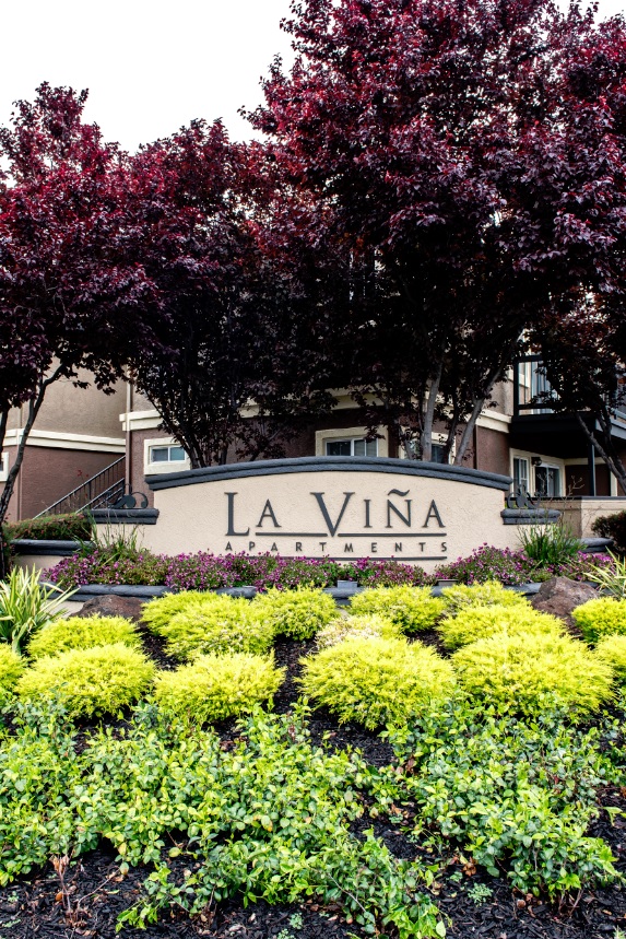 Our apartments in Livermore feature beautiful landscaping