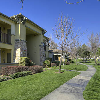 Apartment exterior in Rancho Cucamonga