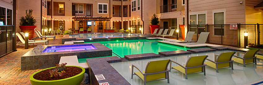 Lounge by the pool at Sunrise By The Park