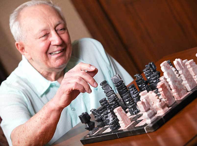 Amenities at the senior living community in Antioch
