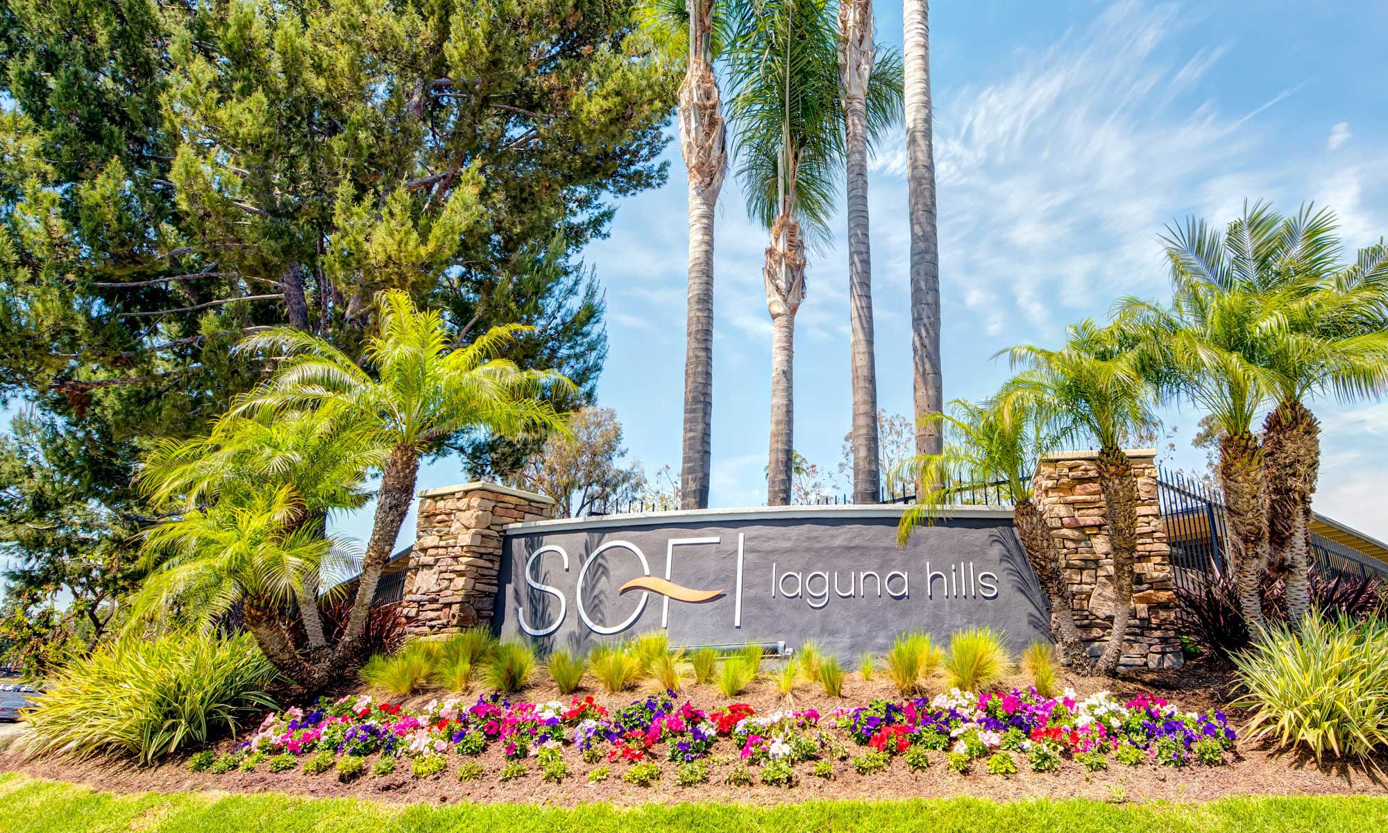 Apartments in Laguna Hills, CA