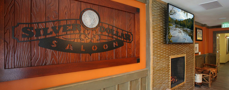 Dining at American House Wildwood