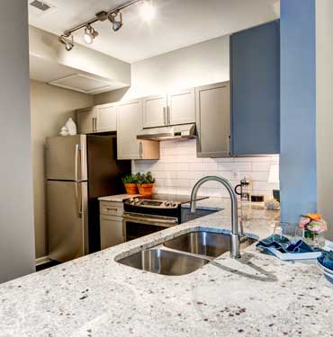 Enjoy the lifestyle you want at The Marq at Brookhaven.