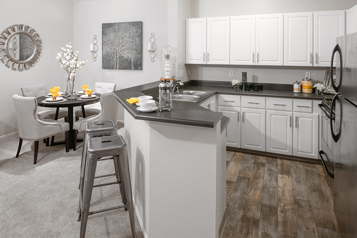 Luxury features at Center Pointe Apartment Homes in Beaverton