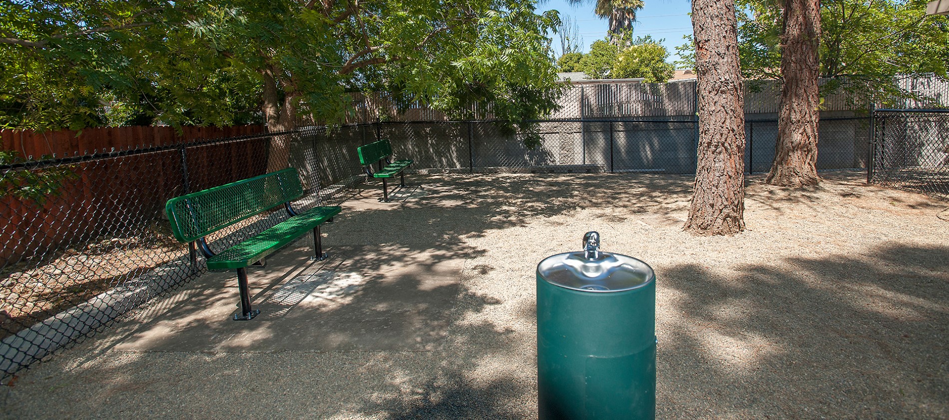 Reserve at Capital Center Apartment Homes is pet friendly. Read our pet policy here.