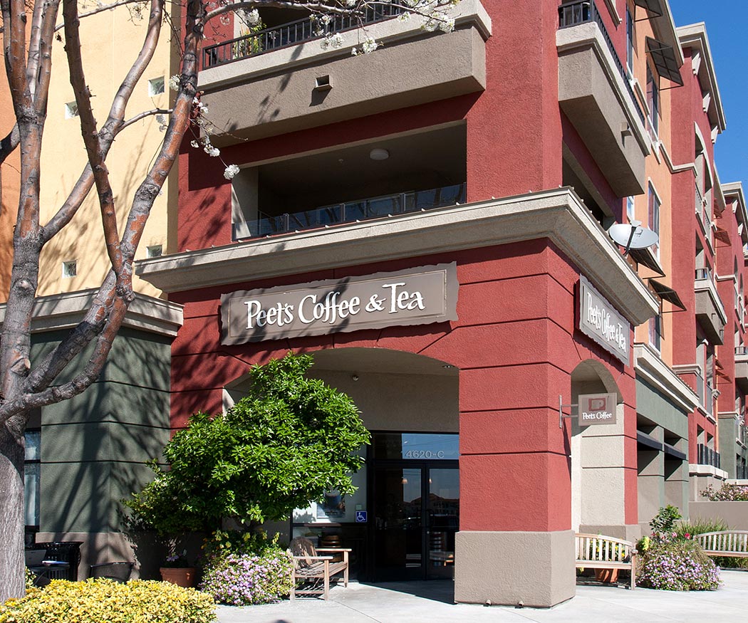 Building exterior at the Waterford Place Apartments luxury community