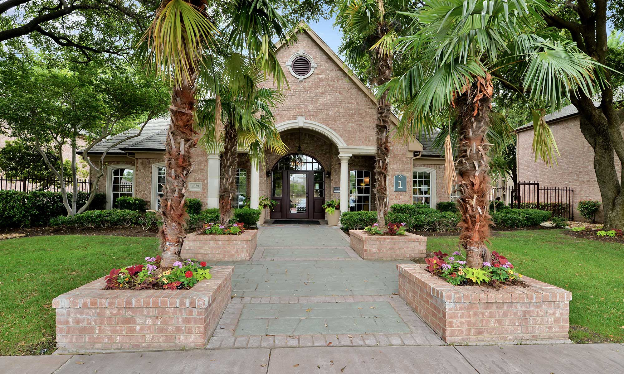 Apartments in Dallas, TX