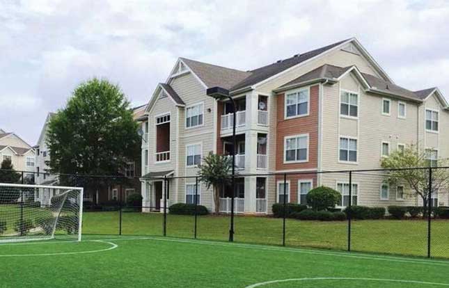 Great amenities found at Belle Vista Apartment Homes in Lithonia, Georgia