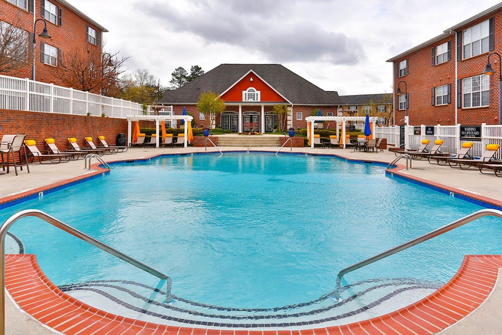 Grand Reserve at Pavilions offers beautiful homes for rent in Charlotte, NC