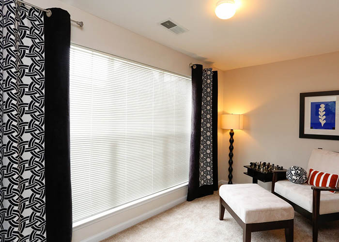 Grand Reserve at Pavilions offers spacious 1, 2 & 3 bedroom apartments for rent in Charlotte