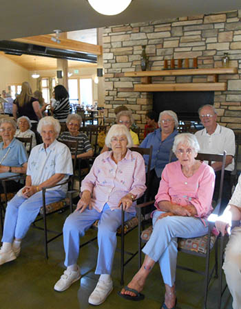 Contact Majestic Rim Retirement Living to learn more about our independent living.