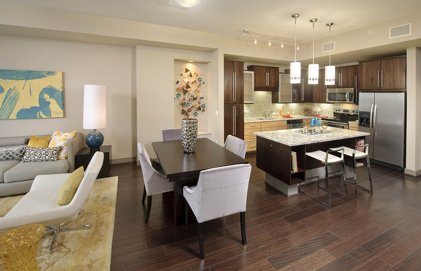 Gables Park 17 is Minutes from downtown Dallas