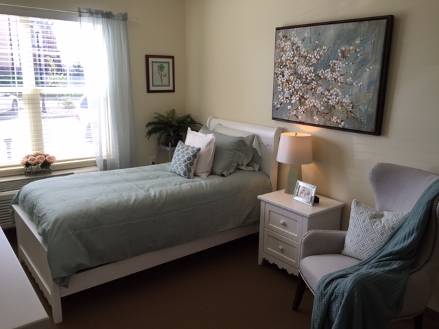 Our memory care facility in Winnipeg feels like home