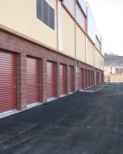 Variety of units sizes and princes at Towne Storage in St George, UT