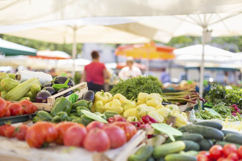 Shopping options at at senior living in Kirkland with local produce