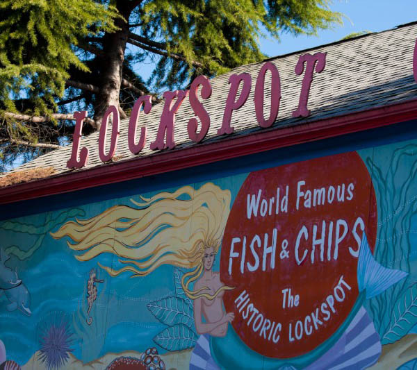 Senior living in Seattle has restaurants nearby