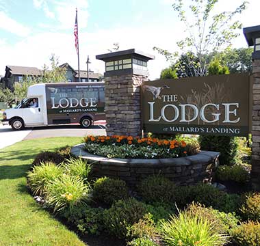 Grand entrance at The Lodge at Mallard's Landing