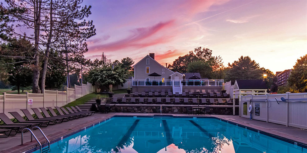 Pool at Jefferson Hills Apartments