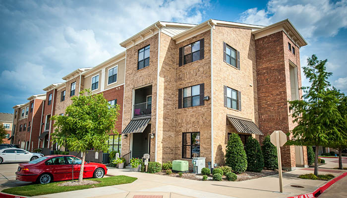 exterior of Avana McKinney Ranch Apartments