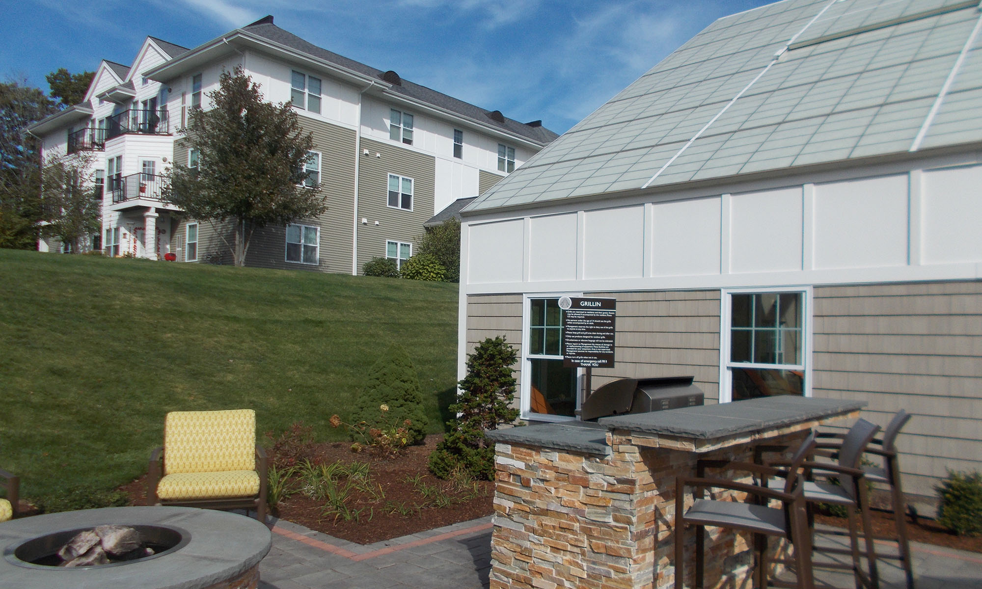 grilling area at Avana Abington Apartments