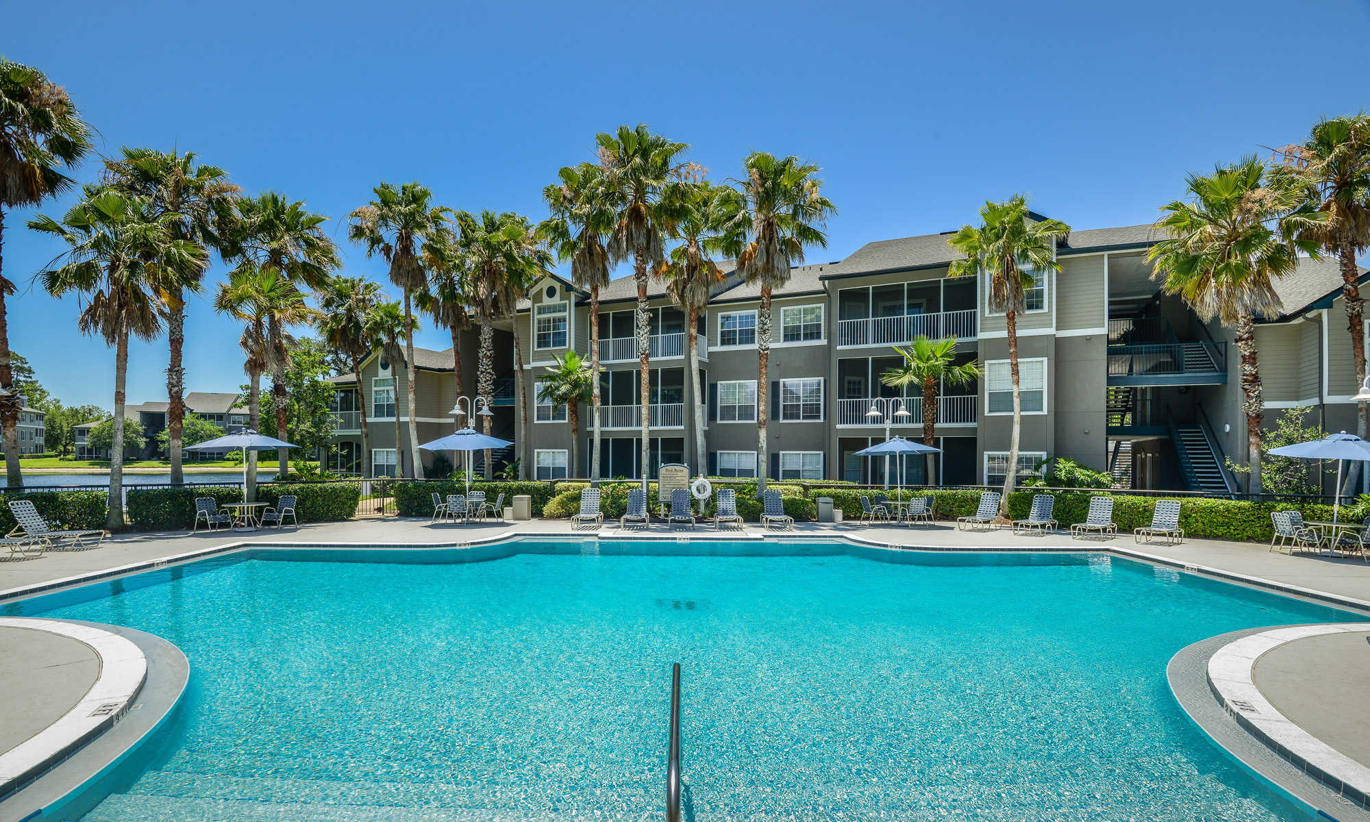 Luxury apartments in Jacksonville Beach, FL