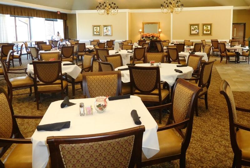 elegant dining hall at The Columbia Presbyterian Community in Lexington, SC