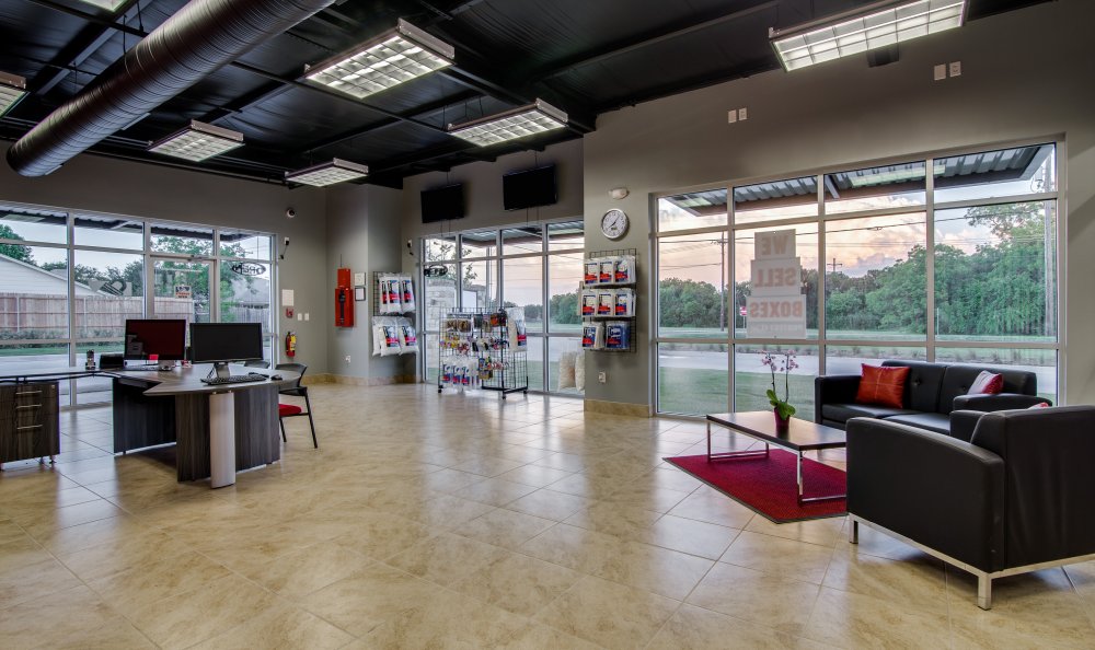 Great features you're looking for at Advantage Storage - Rowlett East.