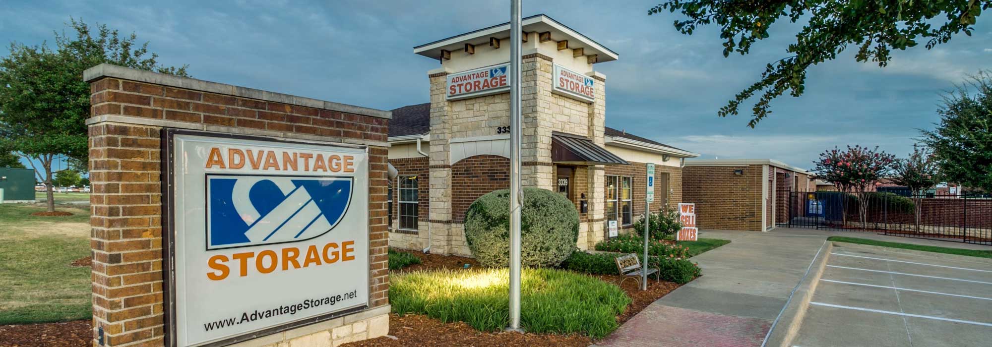 Self storage in Frisco TX