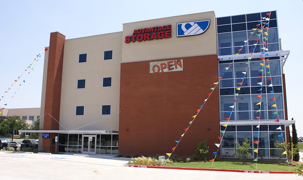 Self Storage West Plano, Texas Advantage Storage Plano